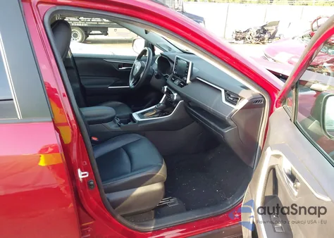 2021 Toyota Rav4 Xle Premium из США, поврежденный, VIN 2T3A1RFV9MW191153